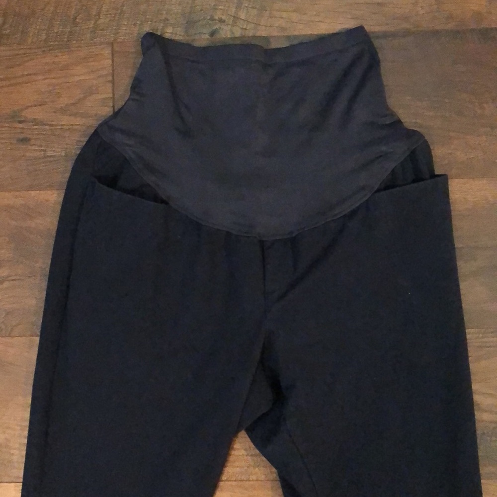 Full Panel Maternity Pixie Pants From Old Navy - image 4
